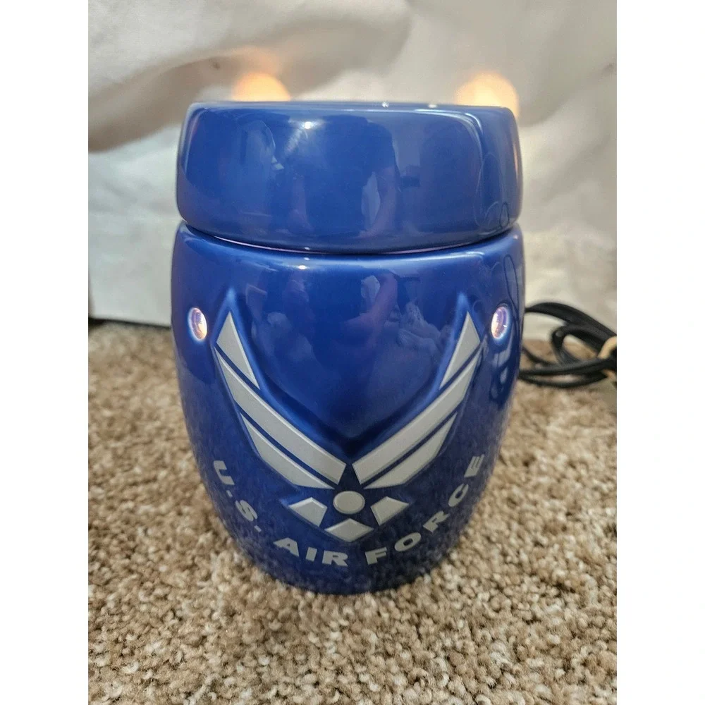 Scentsy US Air Force Electric Wax Warmer Blue Ceramic Military Logo 25W Bulb